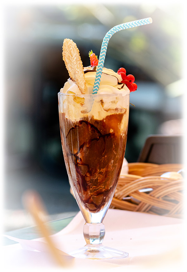 Dessert - Restaurant Chlöpfen Eschenbach Dessert - Restaurant Chlöpfen Eschenbach