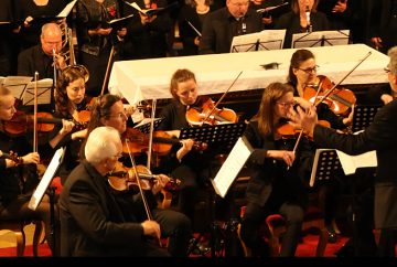 Kammerorchester Dieter Sauer beim Konzert mit Chorisma Pfaffenhofen