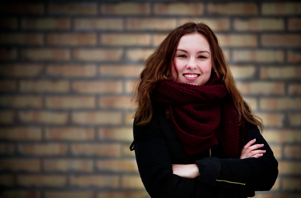 Vinkel:ÊStephanie Matti, 19 har startat ett eget servicefretag med 30 anstllda ungdomar.