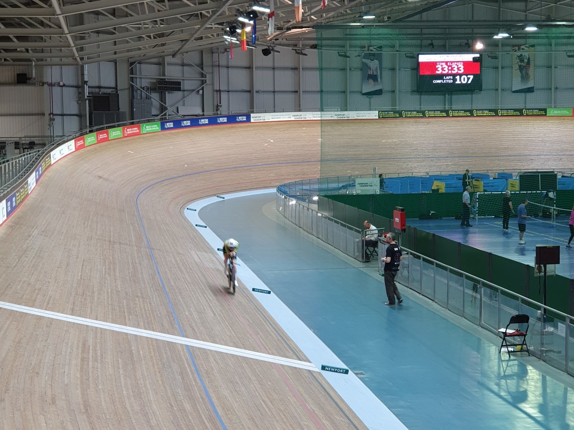 junior hour record