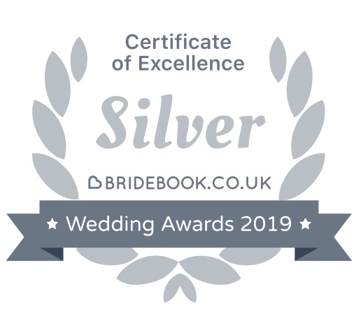 Bridebook - Certificate of Excellence 2019 Winner -Christiane Dowling makeup Artistry