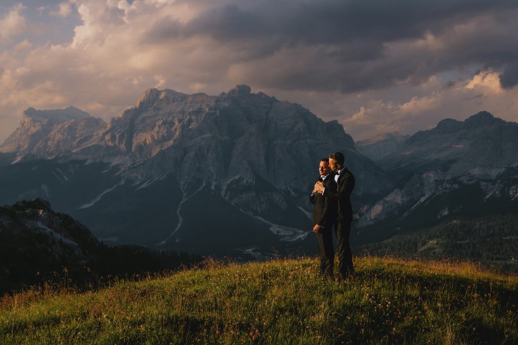 Christin Eide Photography - Intimate wedding sunset mountains Dolomites, Italy