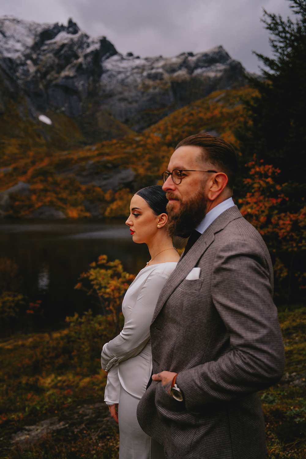 Adventurous autumn elopement in the Lofoten Islands - Bride by Christin Eide Photography