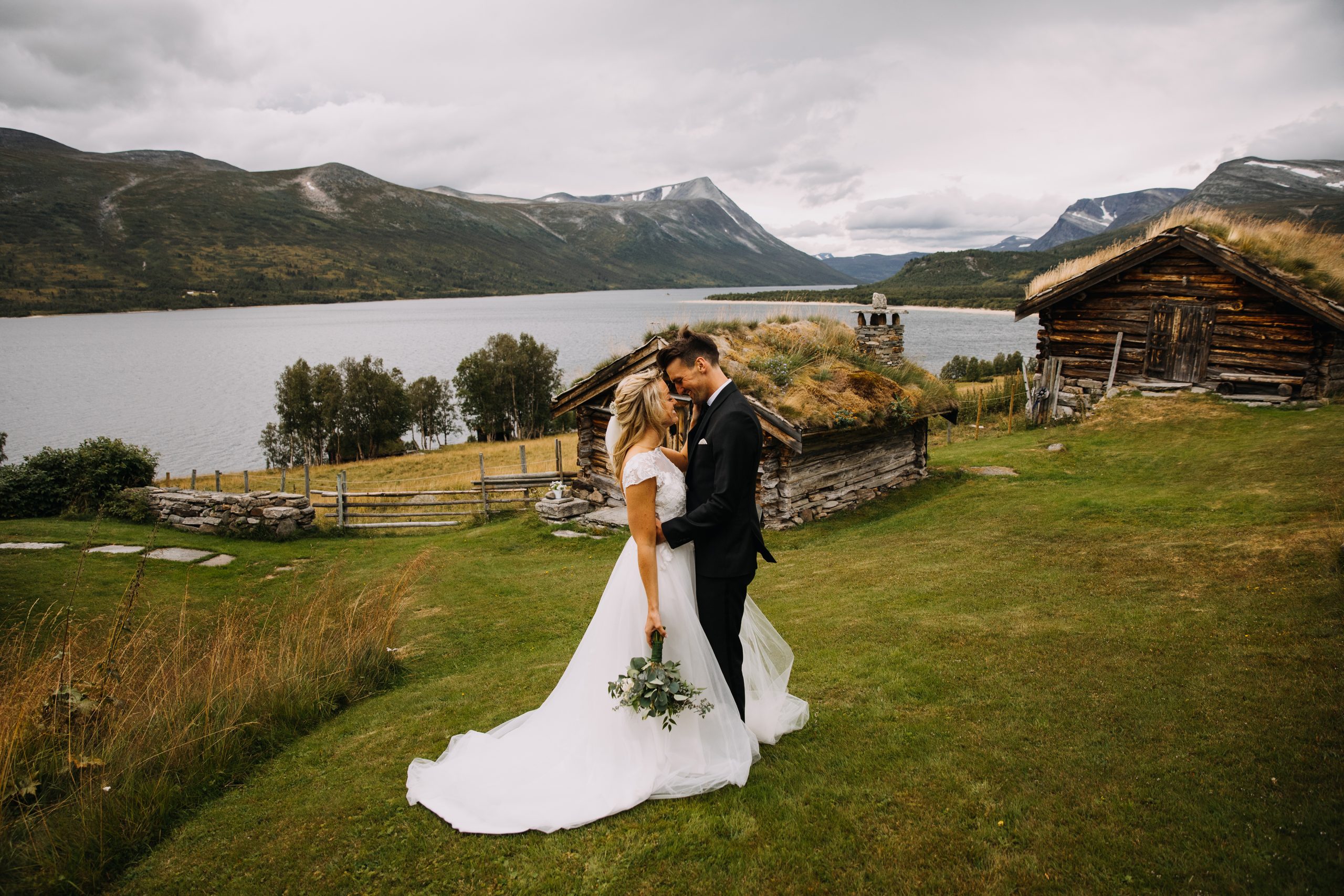 ChristinEidePhotography-How-to-elope-in-Norway-in-2025-Jotunheimen