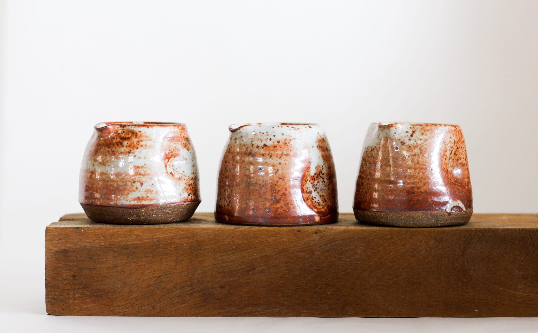 College Range Creamer- Speckled Shino - Image 4