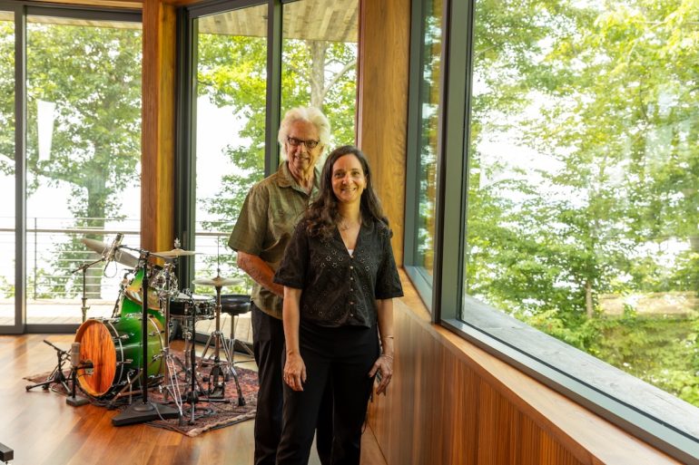 Who Is Mike Gordon From Phish Married To