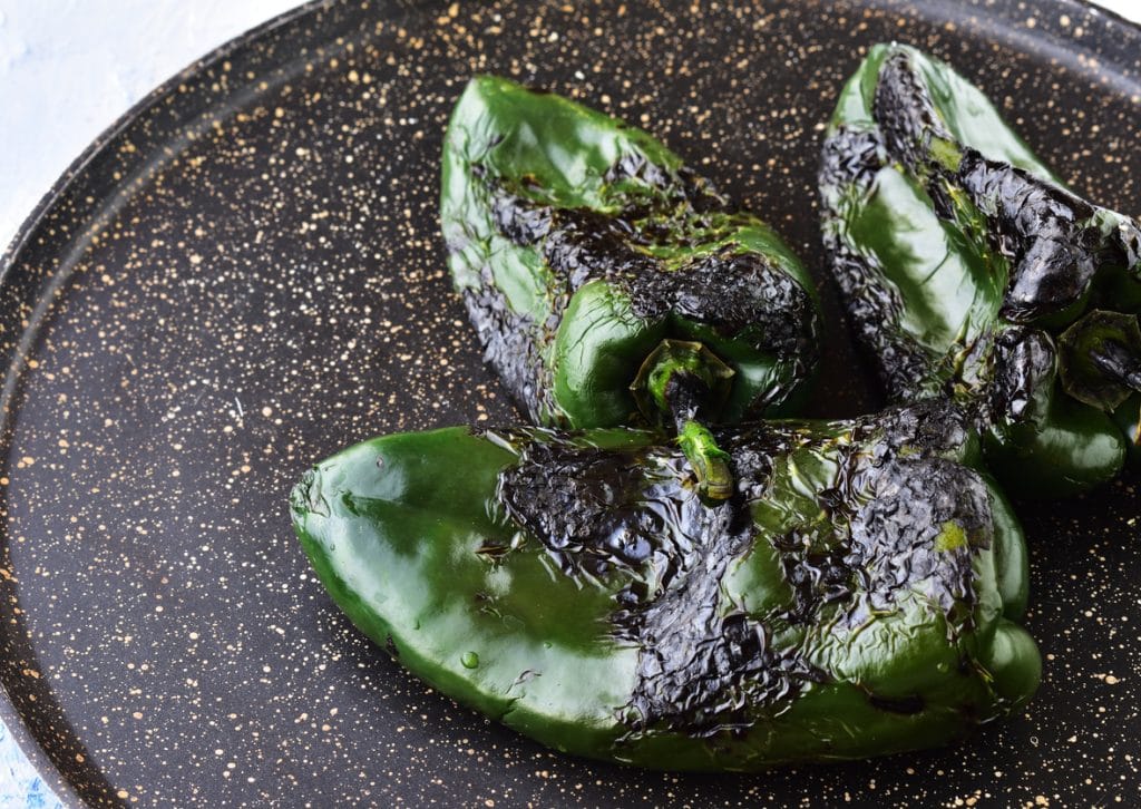 Chiles poblanos tatemados