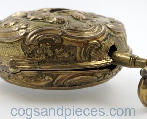 IMG_3191 gilt repousse case