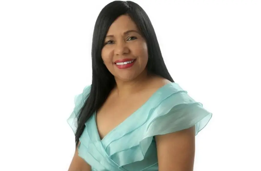 Taty Matos lanza su precandidatura a Senadora por la Provincia Pedernales