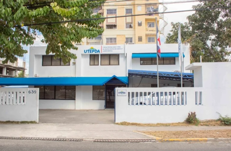 Reconocen a la UTEPDA por su transparencia y gran manejo en compras y contrataciones