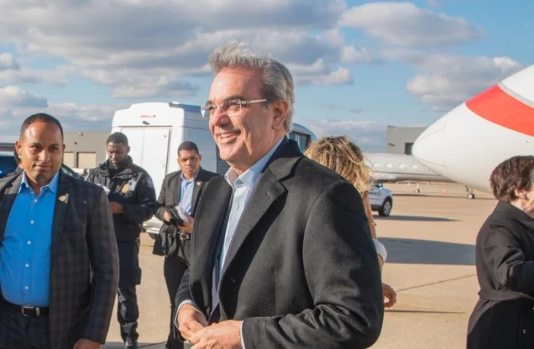 Presidente Luis Abinader viajará este viernes a Miami para participar en cumbre de alto nivel convocada por Donald Trump