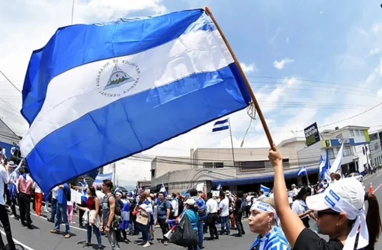 El negocio de los vuelos chárter de haitianos y cubanos a Nicaragua es controlado por EE.UU