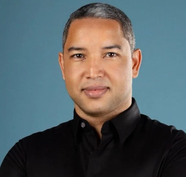 Maximo Romero (Dante) presenta su propuesta Municipal