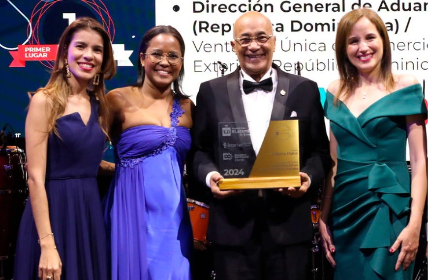 ADUANAS ES RECONOCIDA COMO EL MEJOR SERVICIO PÚBLICO DIGITAL DE LATINOAMÉRICA