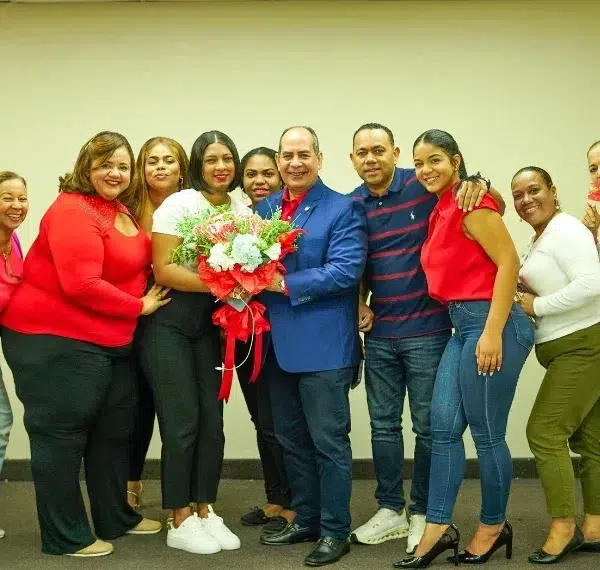 Alcaldia del Distrito Nacional celebra dia de San Valentin