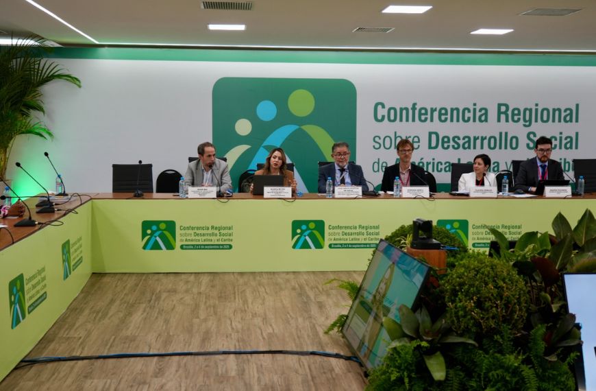 Gloria Reyes afirma que la protección social no debe verse como gasto residual