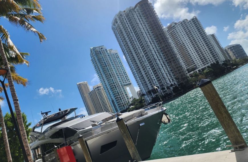 Nueva York y California pierden miles de millones por migracion de residentes a Florida