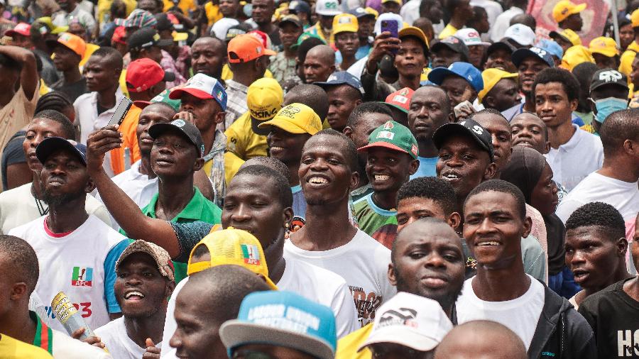 eleicoes na nigeria ocorrem no sabado 25