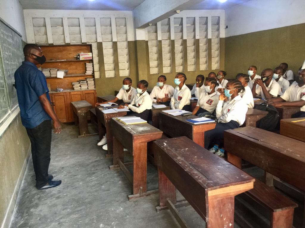 Rentrée scolaire à Kinshasa et en RD Congo, tourner la page coronavirus