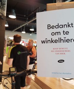 Bedankt om te winkelhieren