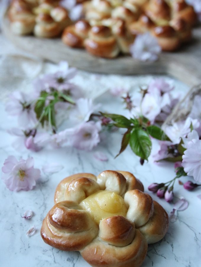 bullar med vaniljkräm och kardemumma