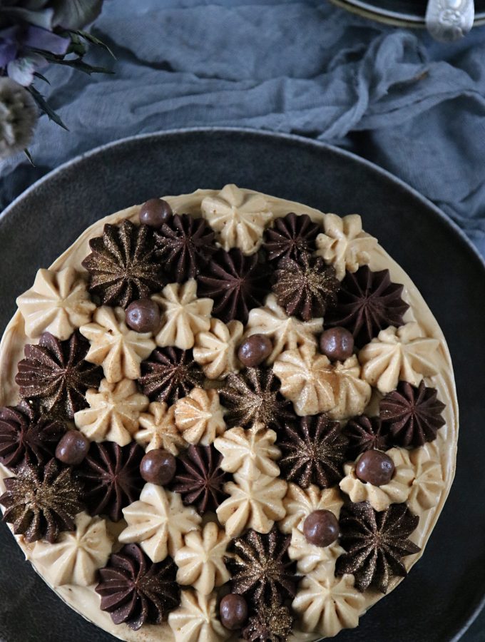 pumpa och morotstårta med choklad och karamell