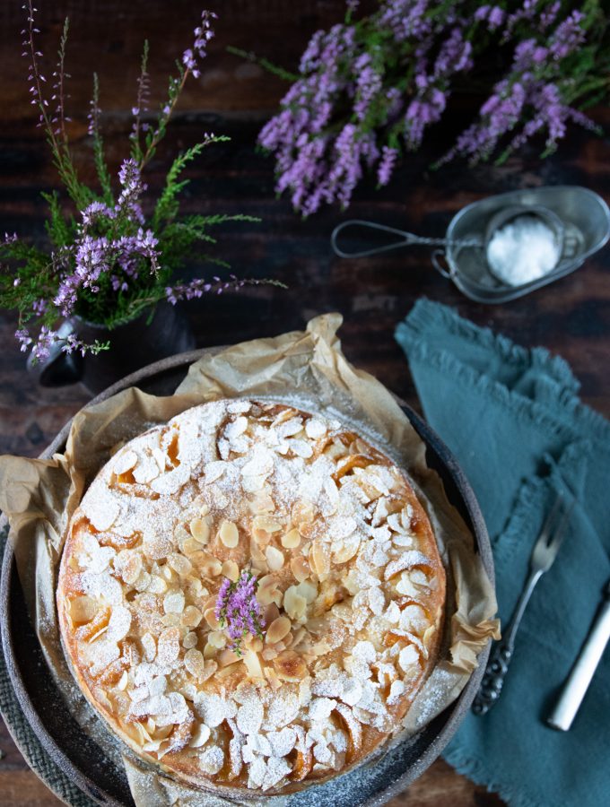 mjuk kaka med aprikos och ricotta