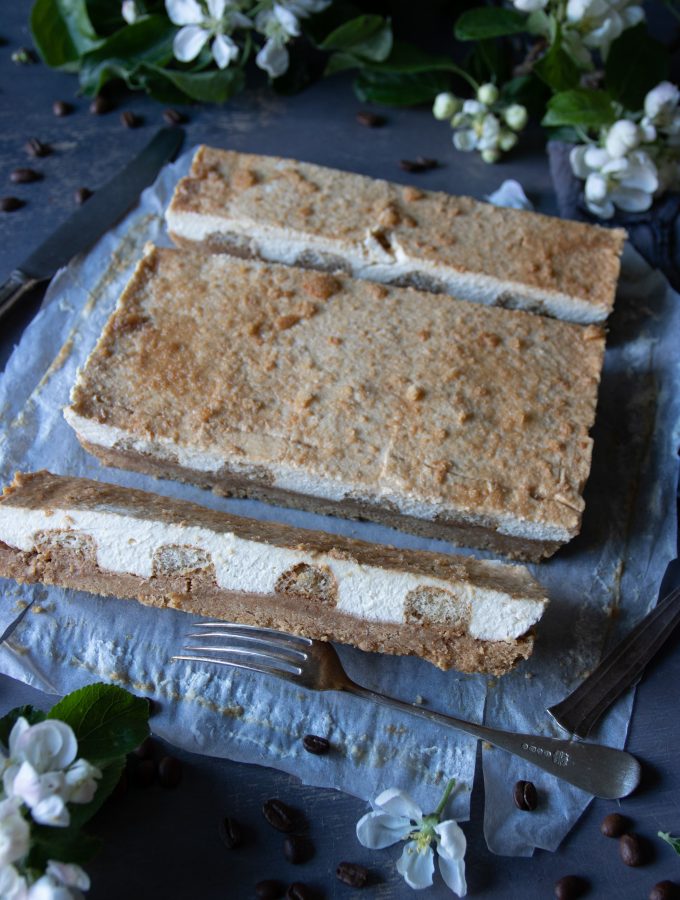 no-bake Tiramisu cheesecake