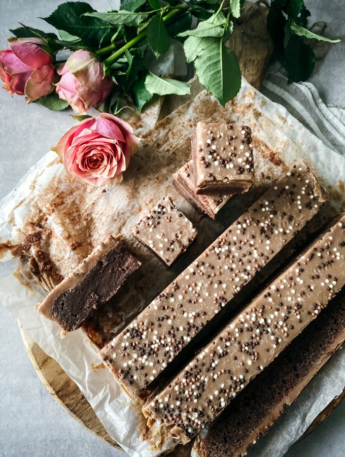 LYXIGA BROWNIES MED KARAMELLTRYFFEL