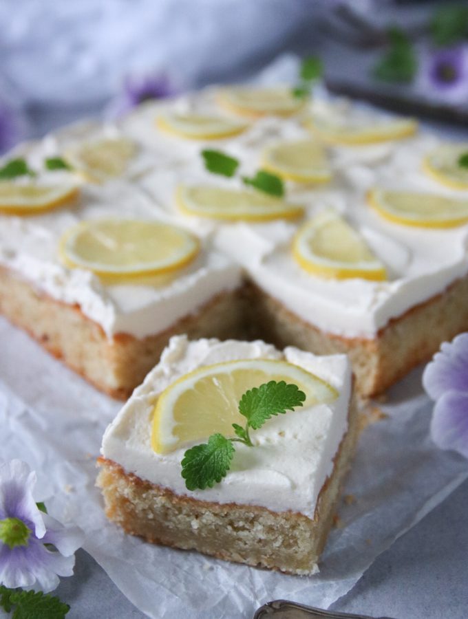 mjuk citronkaka med mascarponekräm