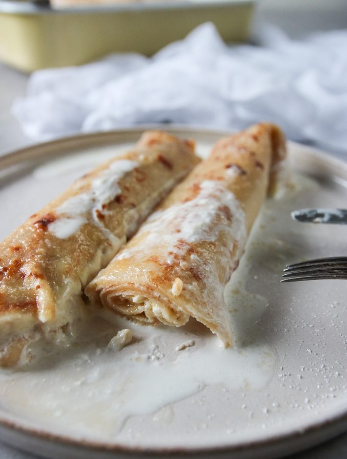 ugnsgratinerade pannkakor med färskost