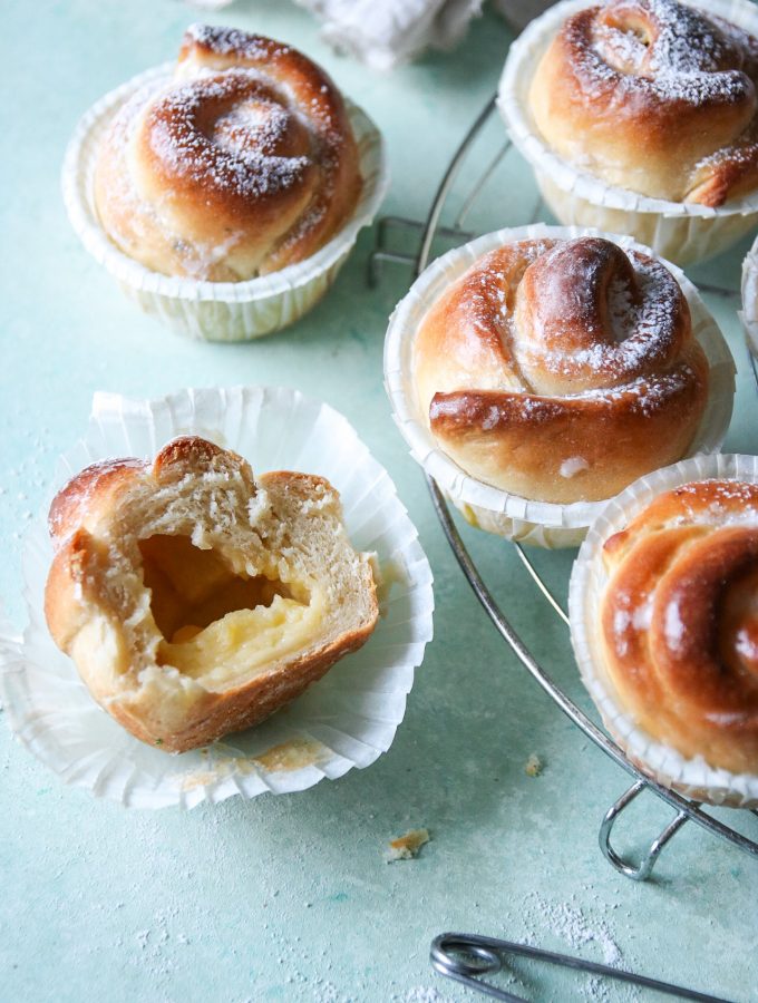 rosbullar med vaniljkräm