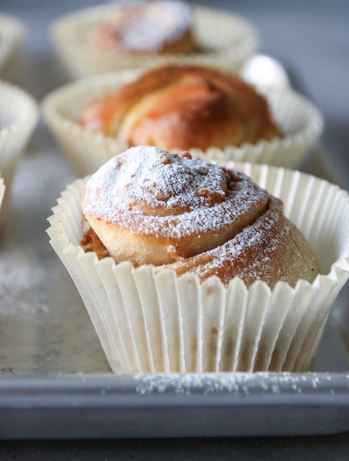 brioche med jordnötssmör