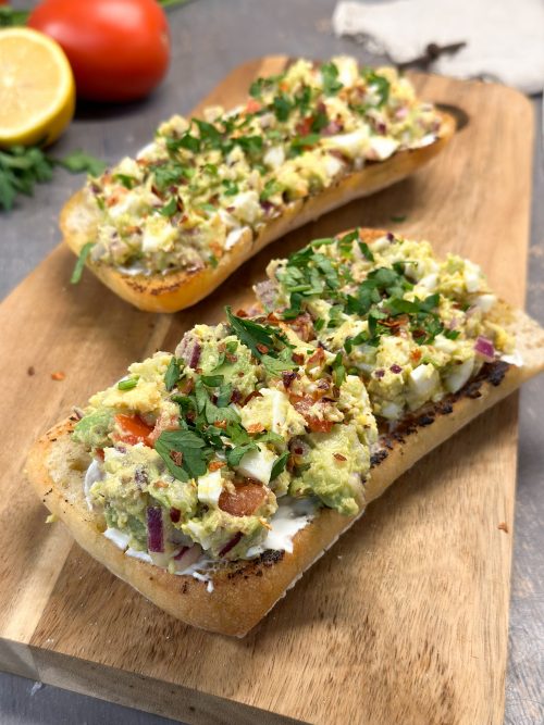 macka med guacaäggröra