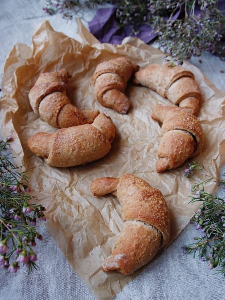 Nutellafylda valnötsgifflar