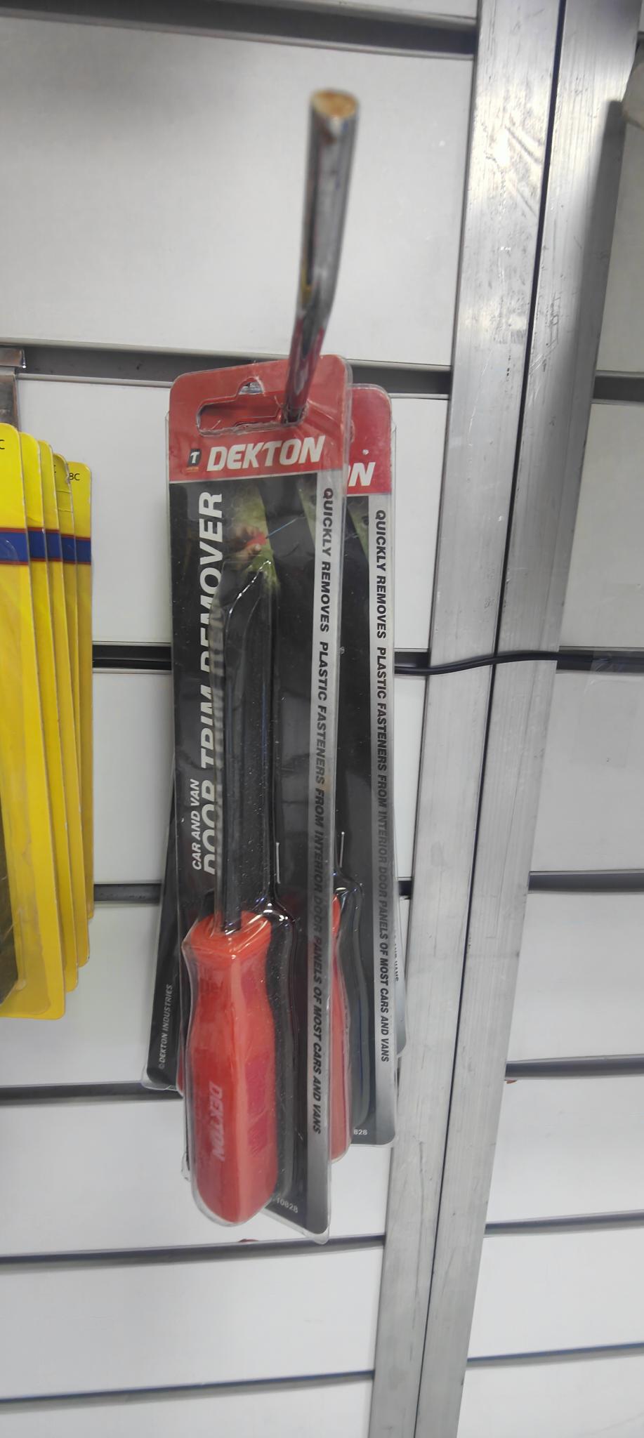 Door trim remover