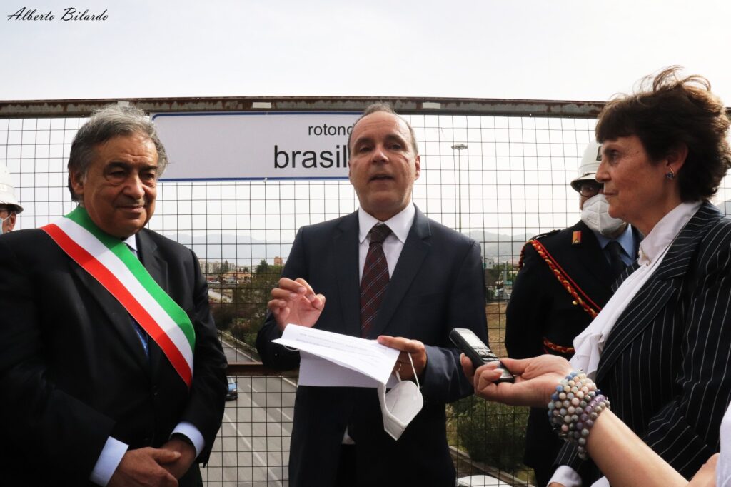 Il Sindaco Orlando inaugura l'intitolazione della Rotonda Lazio al Brasile