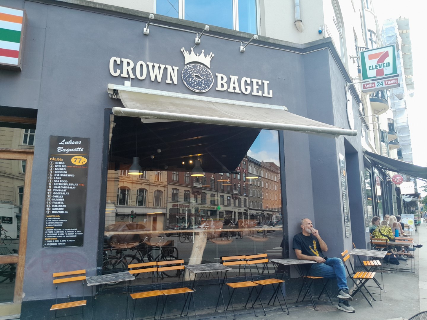 Crown Bagel