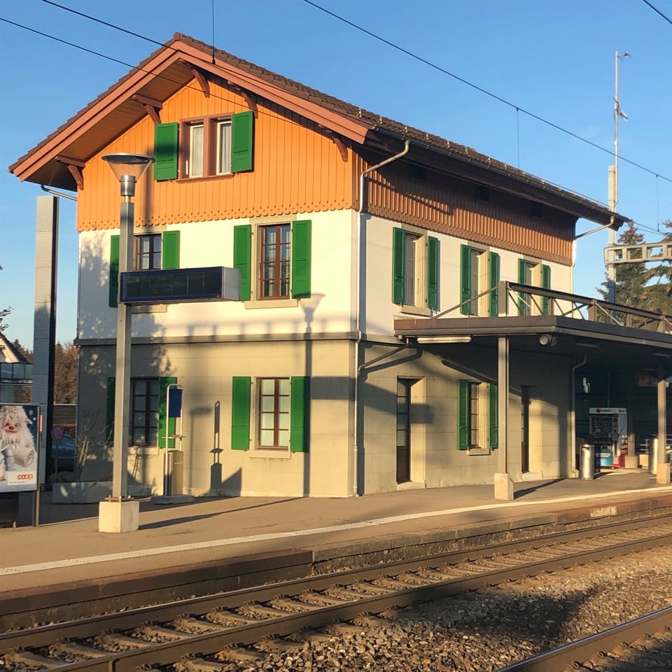 Eveline Stauffer's atelier in Hindelbank train station