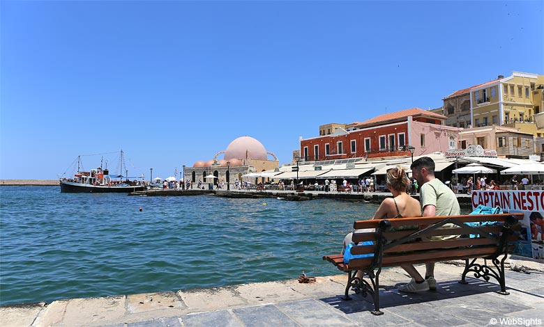 Chania hat einen wunderschönen venezianischen Hafen in der Altstadt