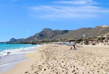 Falasarna er en flot, børnevenlig strand omgivet af bjergrig natur