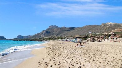 Falasarna ist ein wunderschöner, kinderfreundlicher Strand, umgeben von bergiger Natur