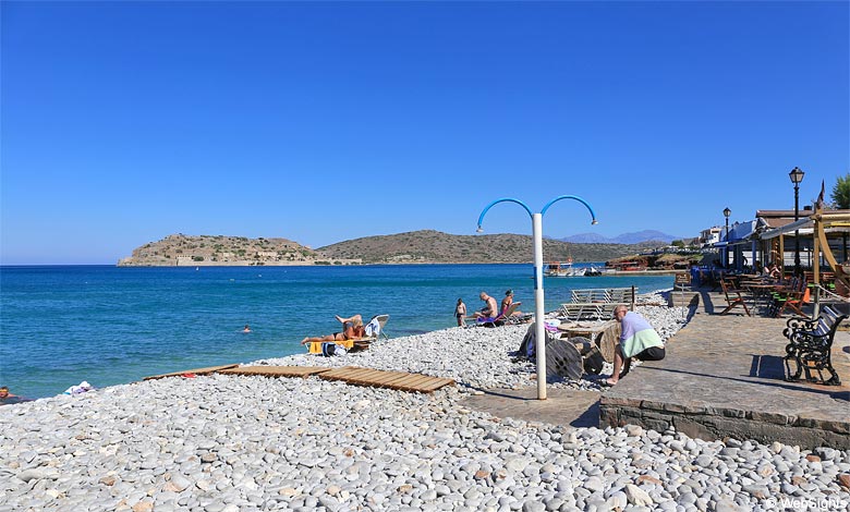Plaka beach