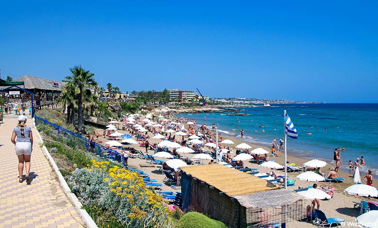 Star Beach är ett litet vattenland med fina stränder på Kreta