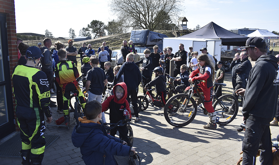 Påskelejr 2023, Herning Motocross, Uhre, Motocross, MX, Motocross Nyheder, MX Nyheder, Crossbladet.dk