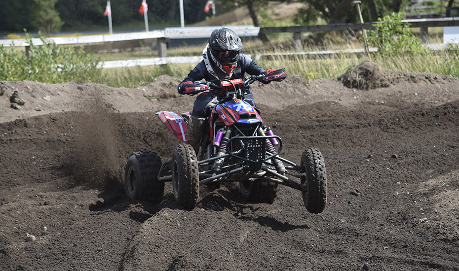 Majken Vestergaard, Quad, Fire hjul, Crossbladet, HEMS, Uhre, Herning Motocross Cross, Quad Nyheder, Portræt