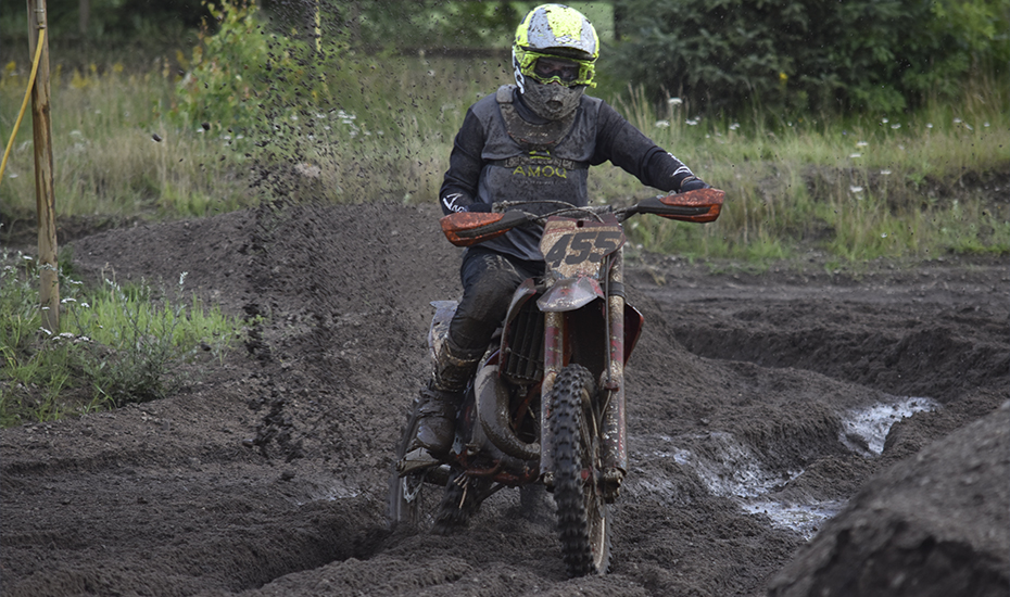 Uhre, Herning Motocross, Træning, MX, Motocross, MX Artikler, Mudder, Vand, Smadret MX Bane, Crossbladet,