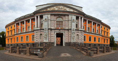 Amalienborg Copenhagen’s Majestic Royal Residence