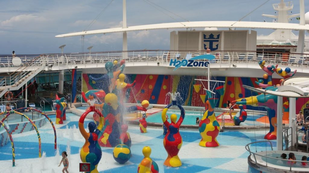 cruise waterpret waterpark water