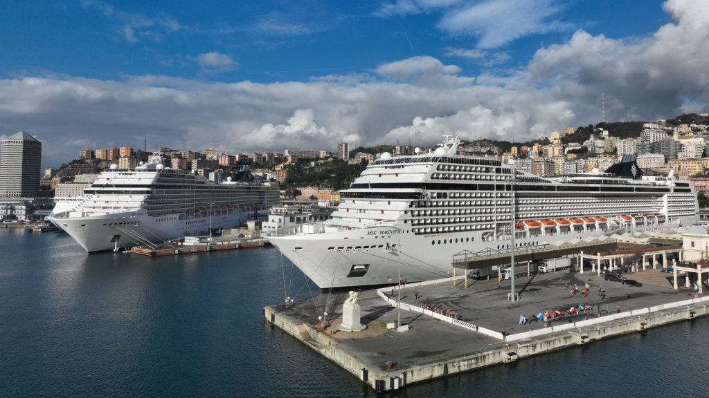 msc poesia magnifica cruise schip